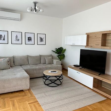 Apartment Aura Beograd Bagian luar foto