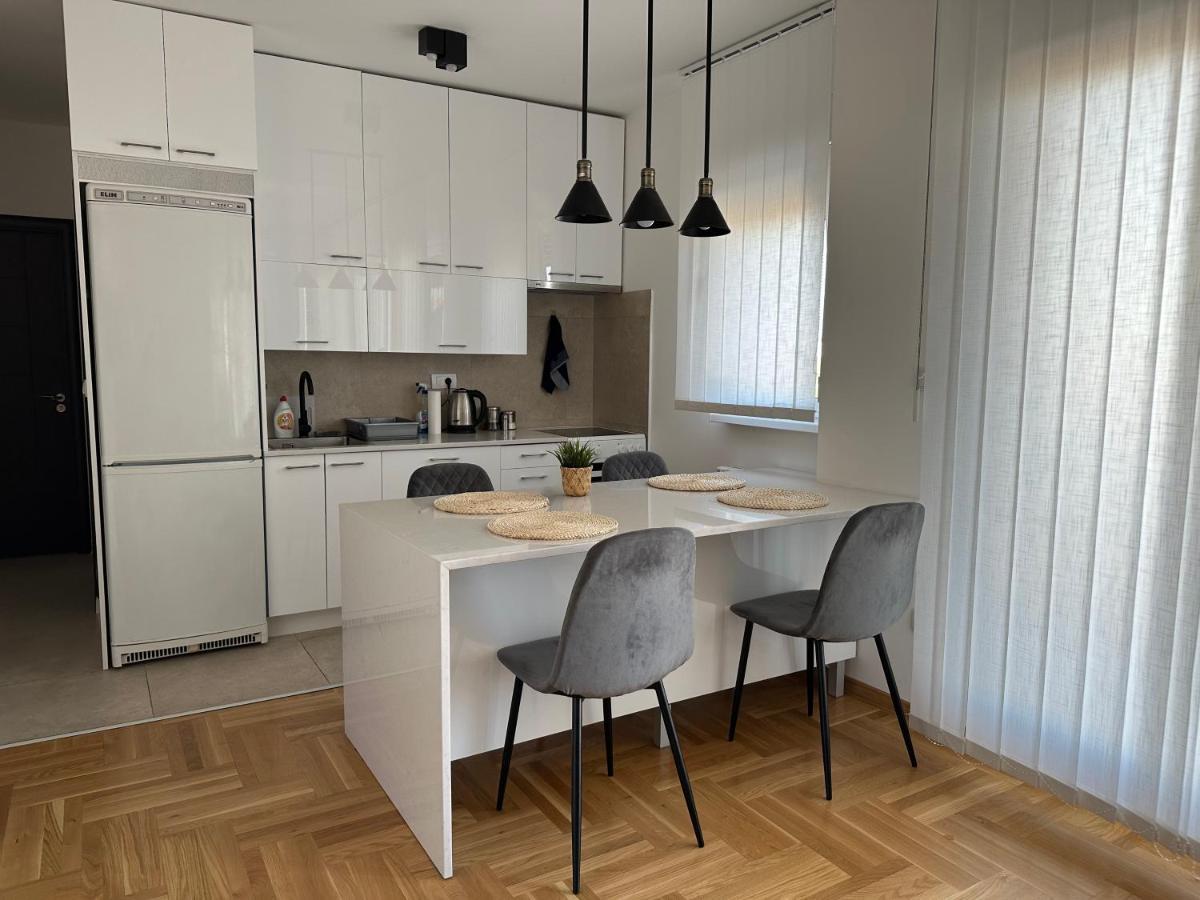 Apartment Aura Beograd Bagian luar foto